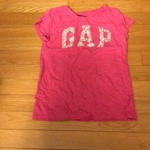 Pink Gap Tee for girls.